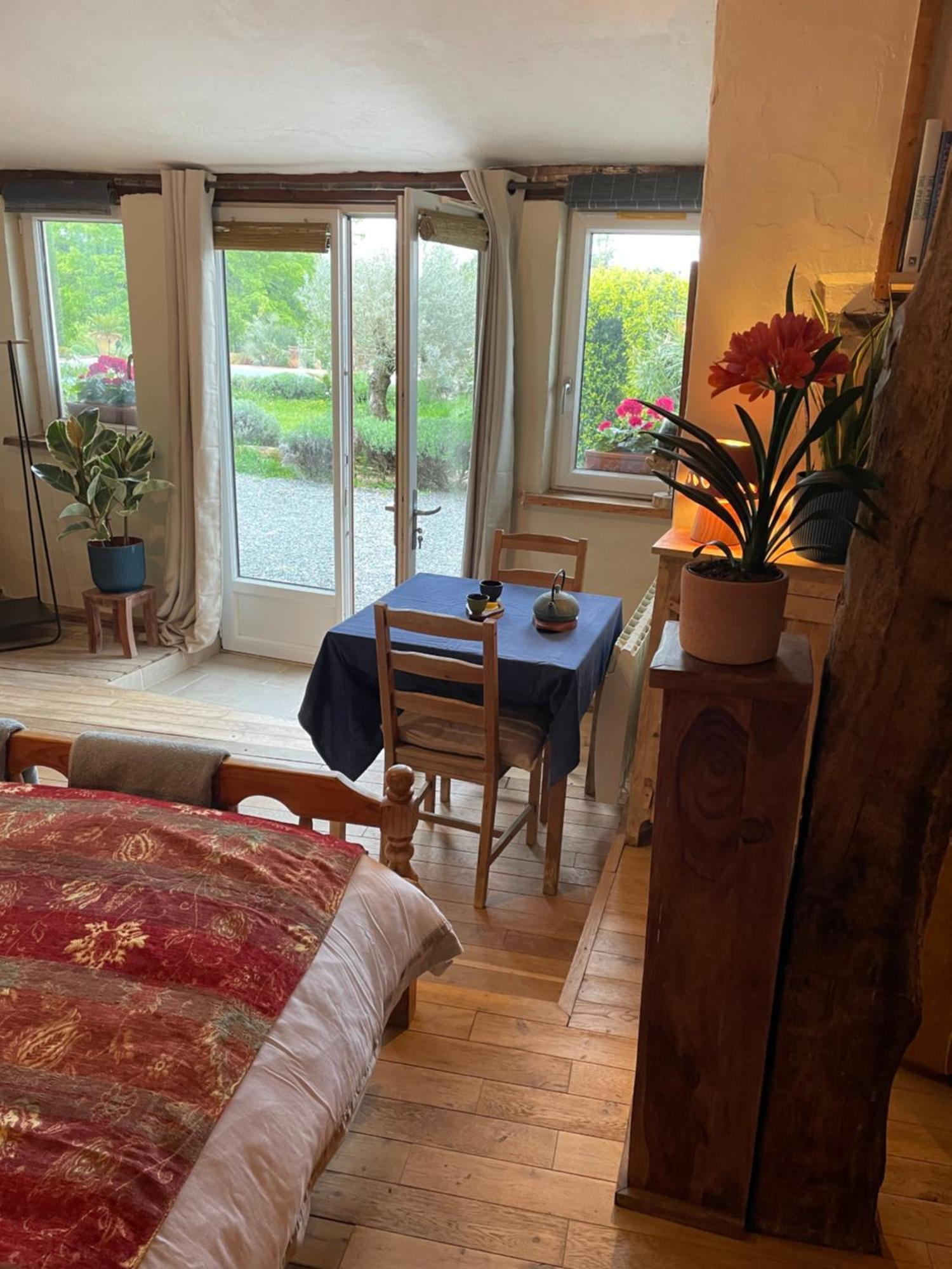 Delightful French Rustic Studio Jumilhac-le-Grand 외부 사진
